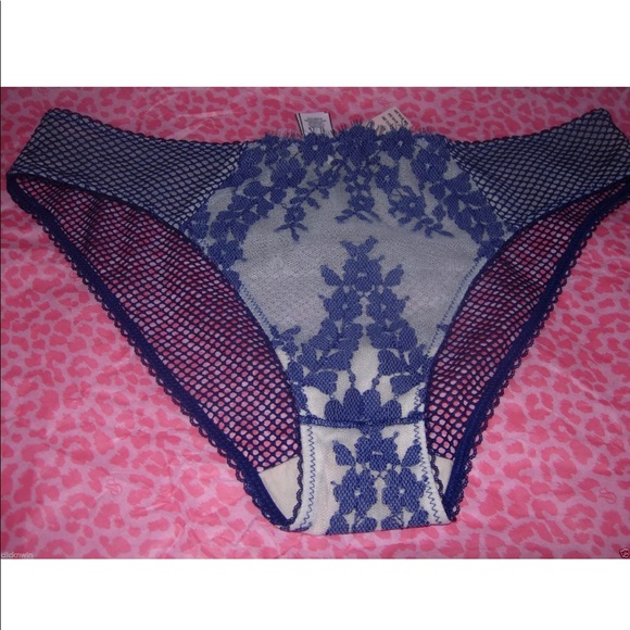 Victorias Secret Angels Intimates Cheekini  L NWT - Picture 2 of 4